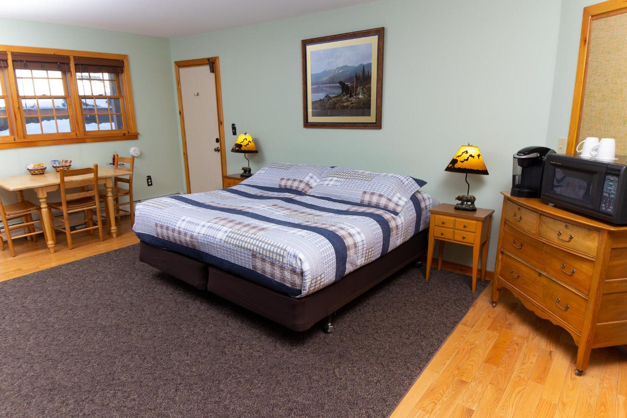 Bed & Breakfast Trails End