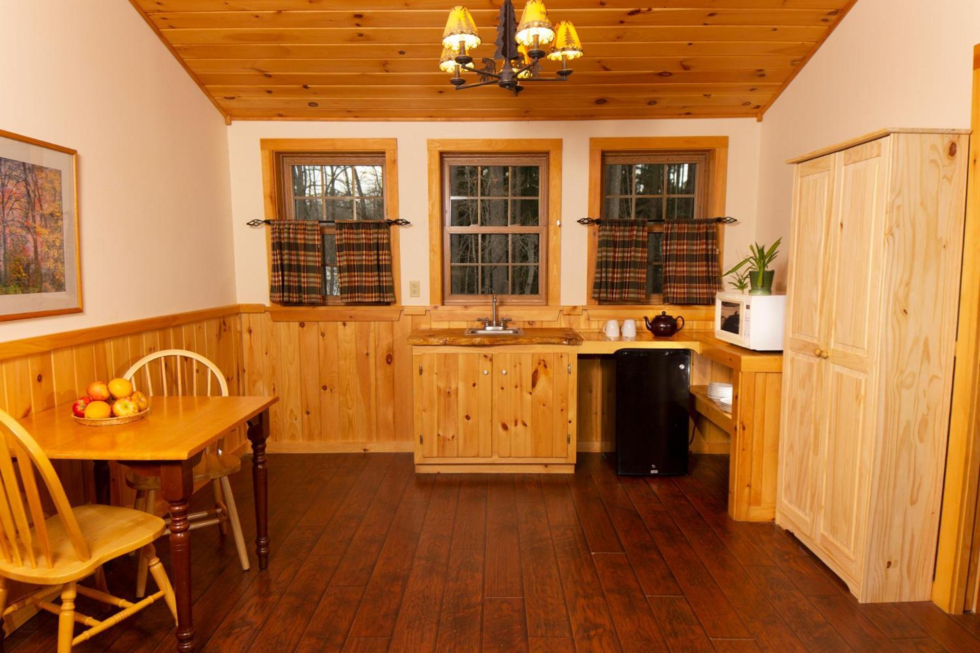 Trails End Bed & Breakfast Keene Valley